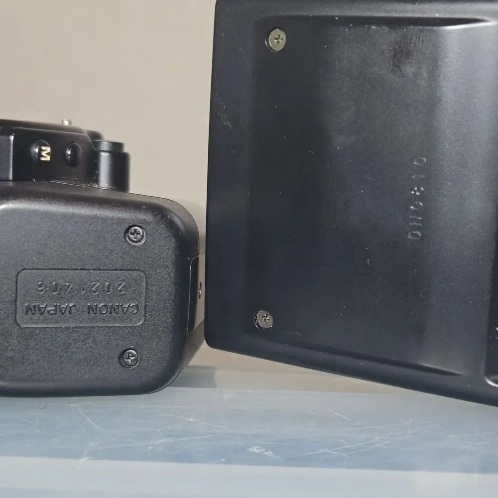 Canon EOS 650 35mm SLR Film Camera w/ Canon Speedlite 380EX Flash Tested Works